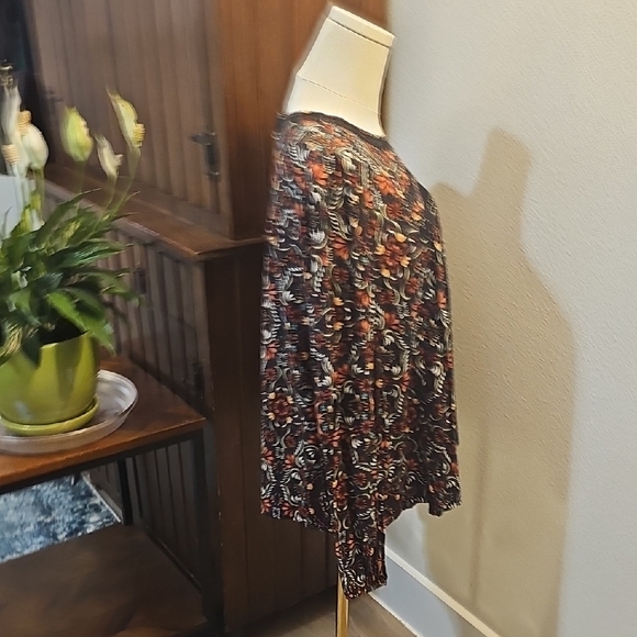 Nurture By Westbound Floral Print Long Sleeve Top - Picture 4 of 7